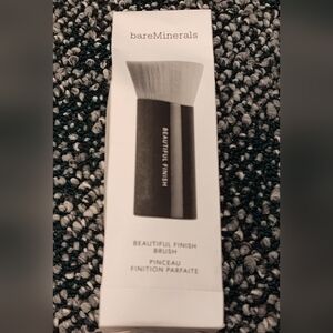 NWT! BareMinerals Beautiful Finish Makeup Brush